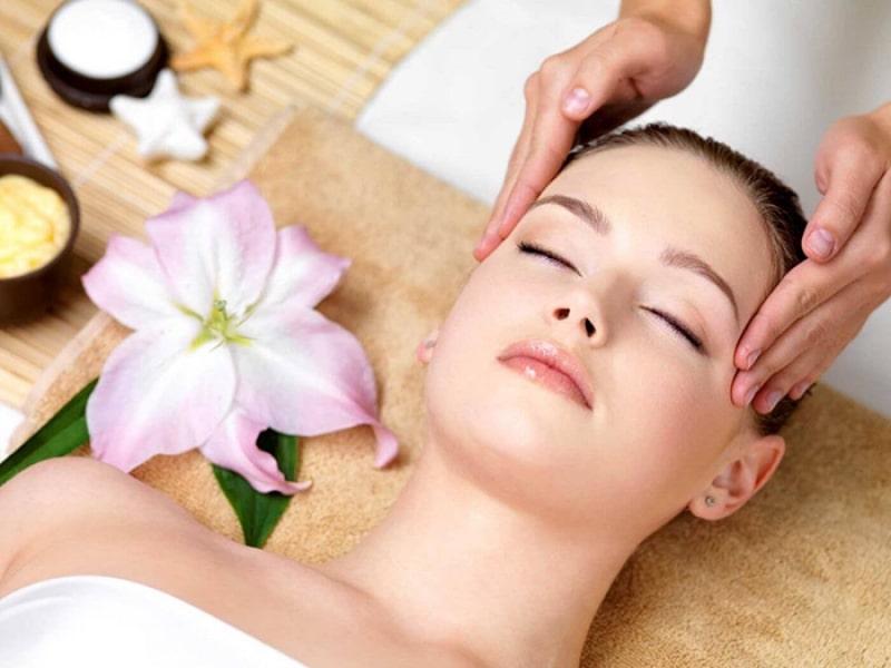 Massage trẻ hóa da mặt chỉ với những thao tác đơn giản có thể giúp bạn lưu giữ vẻ đẹp theo thời gian